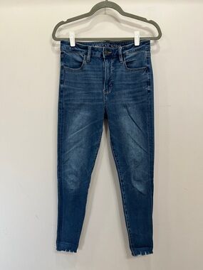 American Eagle Super High-Rise Jegging The Dream Jean